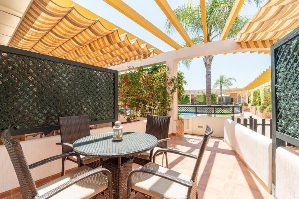 Magnifico Adosado Con Piscina Y Barbacoa Villa Campoamor Dış mekan fotoğraf