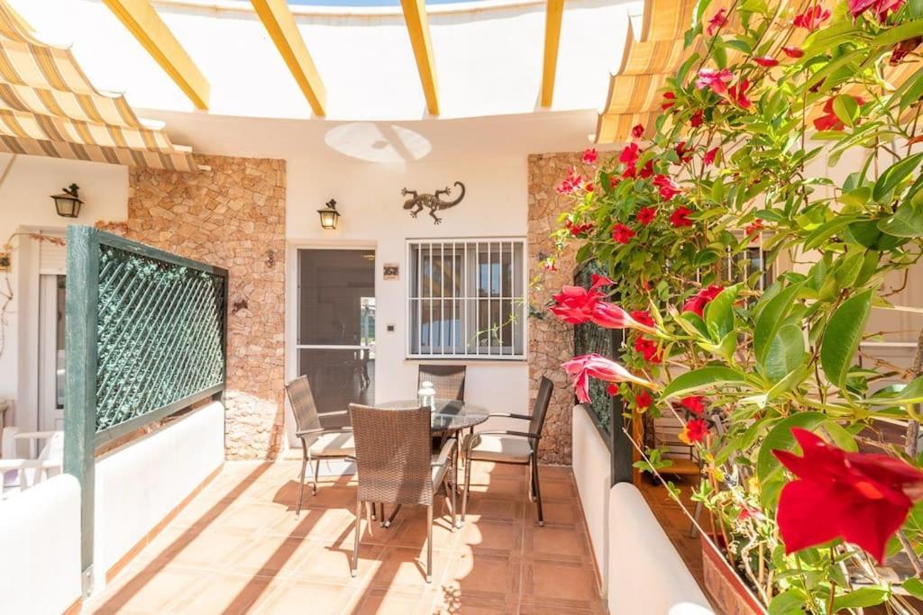 Magnifico Adosado Con Piscina Y Barbacoa Villa Campoamor Dış mekan fotoğraf