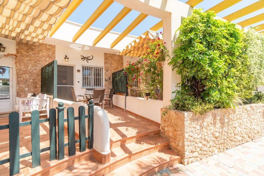 Magnifico Adosado Con Piscina Y Barbacoa Villa Campoamor Dış mekan fotoğraf