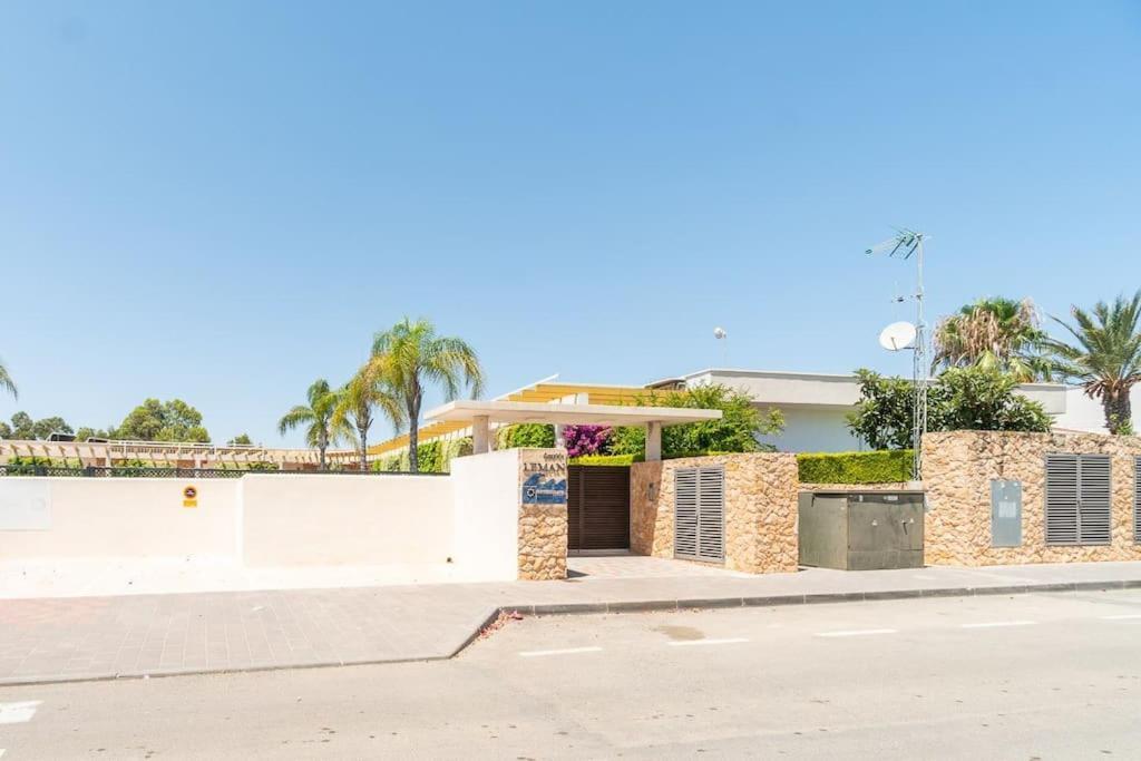 Magnifico Adosado Con Piscina Y Barbacoa Villa Campoamor Dış mekan fotoğraf